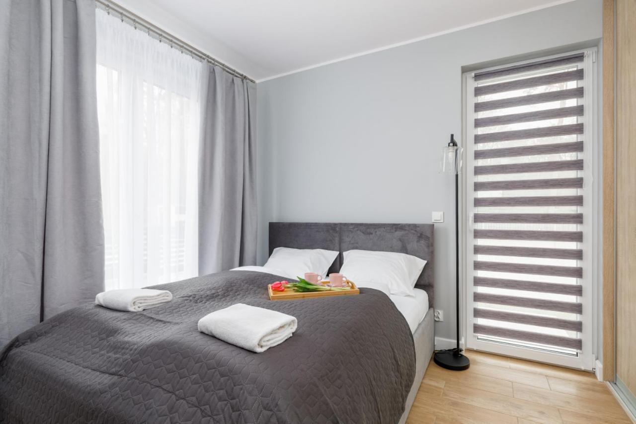 Apartment With Parking 500 M From The Sea By Noclegi Renters Мендзиводзе Екстериор снимка