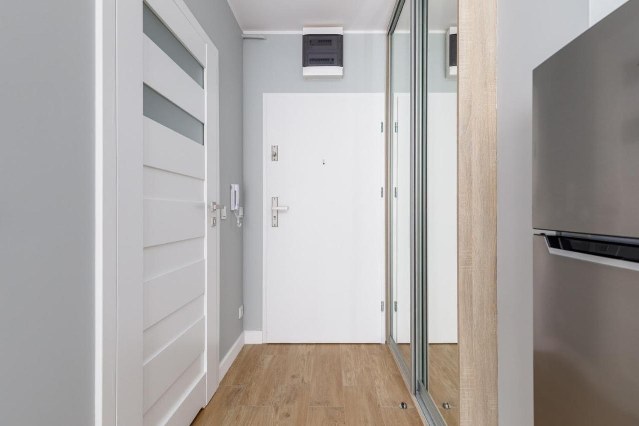 Apartment With Parking 500 M From The Sea By Noclegi Renters Мендзиводзе Екстериор снимка