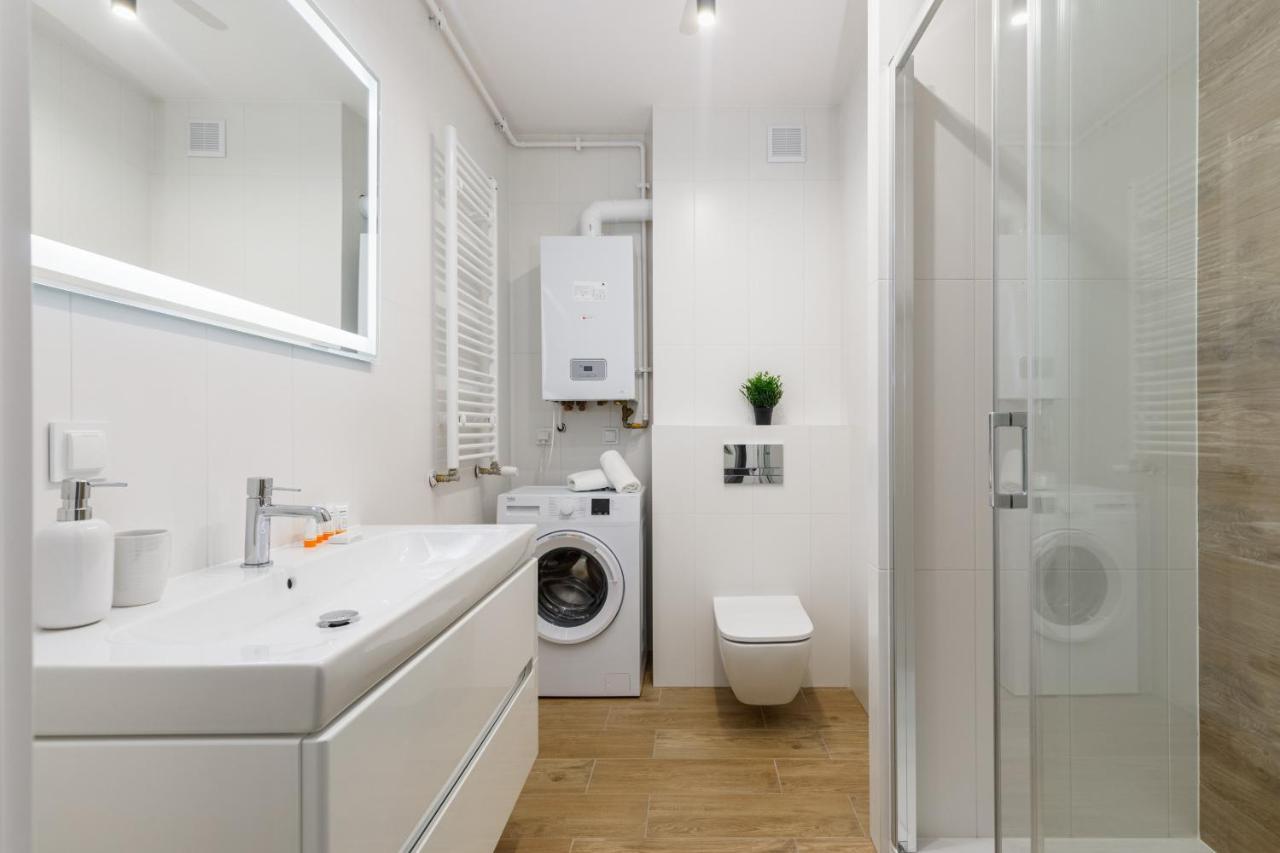 Apartment With Parking 500 M From The Sea By Noclegi Renters Мендзиводзе Екстериор снимка