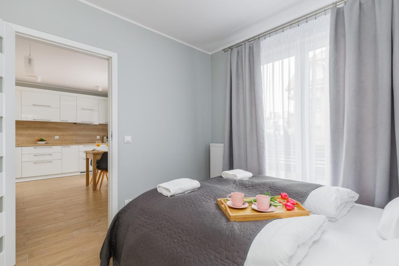 Apartment With Parking 500 M From The Sea By Noclegi Renters Мендзиводзе Екстериор снимка