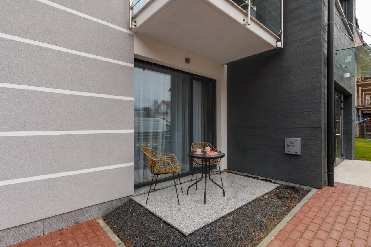 Apartment With Parking 500 M From The Sea By Noclegi Renters Мендзиводзе Екстериор снимка