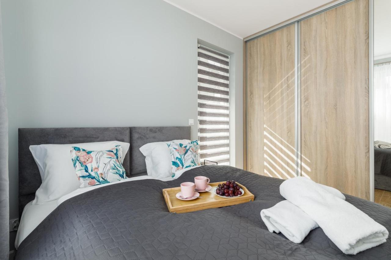 Apartment With Parking 500 M From The Sea By Noclegi Renters Мендзиводзе Екстериор снимка