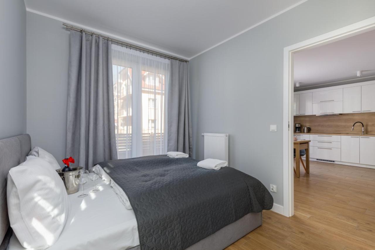 Apartment With Parking 500 M From The Sea By Noclegi Renters Мендзиводзе Екстериор снимка