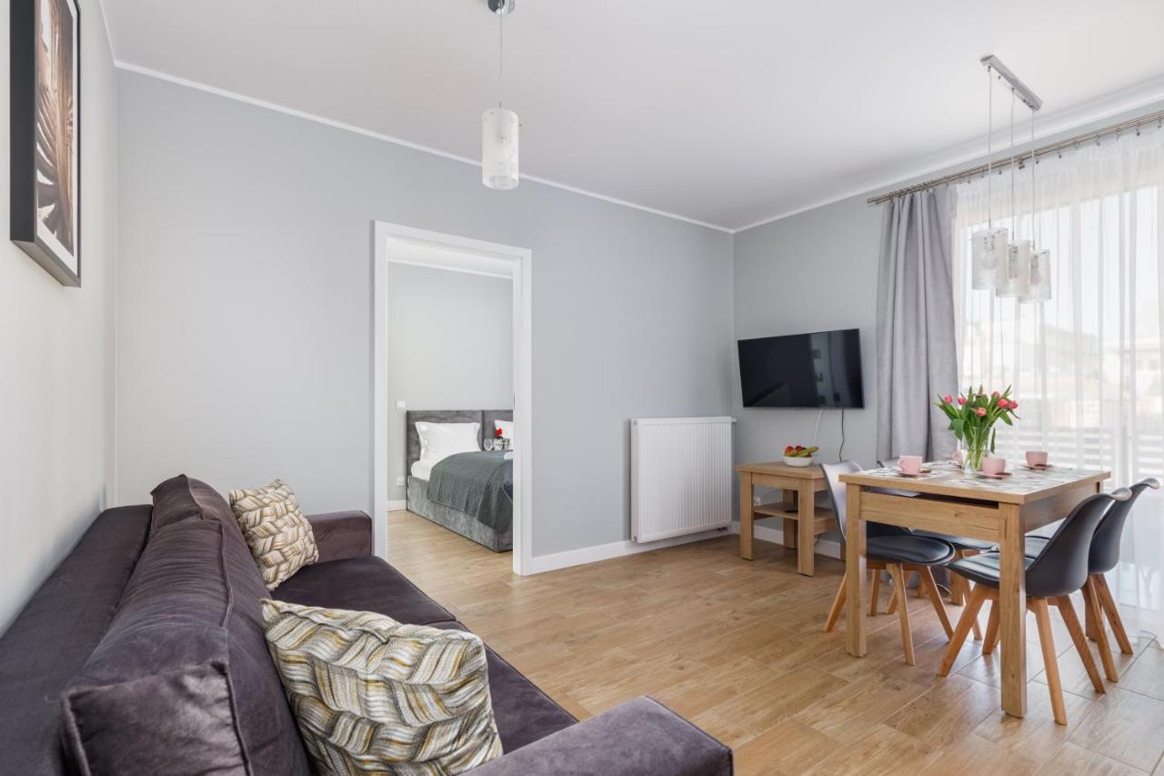 Apartment With Parking 500 M From The Sea By Noclegi Renters Мендзиводзе Екстериор снимка